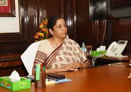 Sarkari Naukri: सरकारी नौकरी पर नहीं लगा है कोई प्रतिबंध, जानिए मोदी सरकार की जॉब्स को लेकर क्या है तैयारी