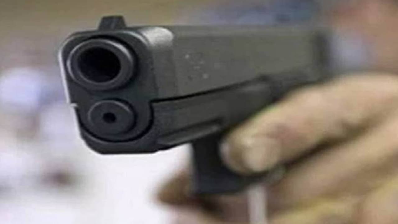 Delhi: सिक्किम पुलिस के जवान ने अपने 3 साथियों को गोलियों से भूना, सभी की मौत
