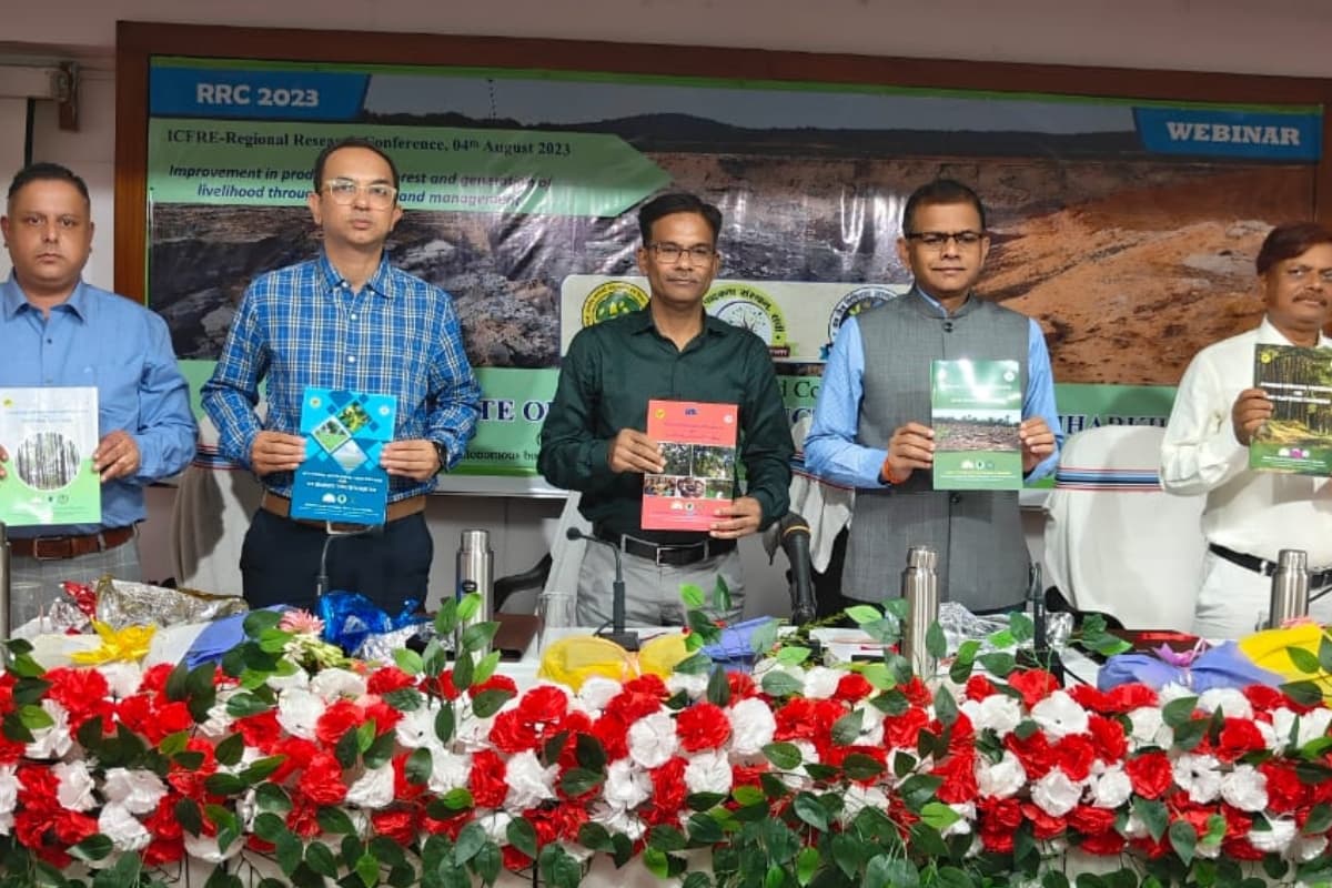 क्षेत्रीय अनुसंधान सम्मेलन में समाज के अंतिम व्यक्ति तक लाभ पहुंचाने वाली परियोजना बनाने पर दिया जोर