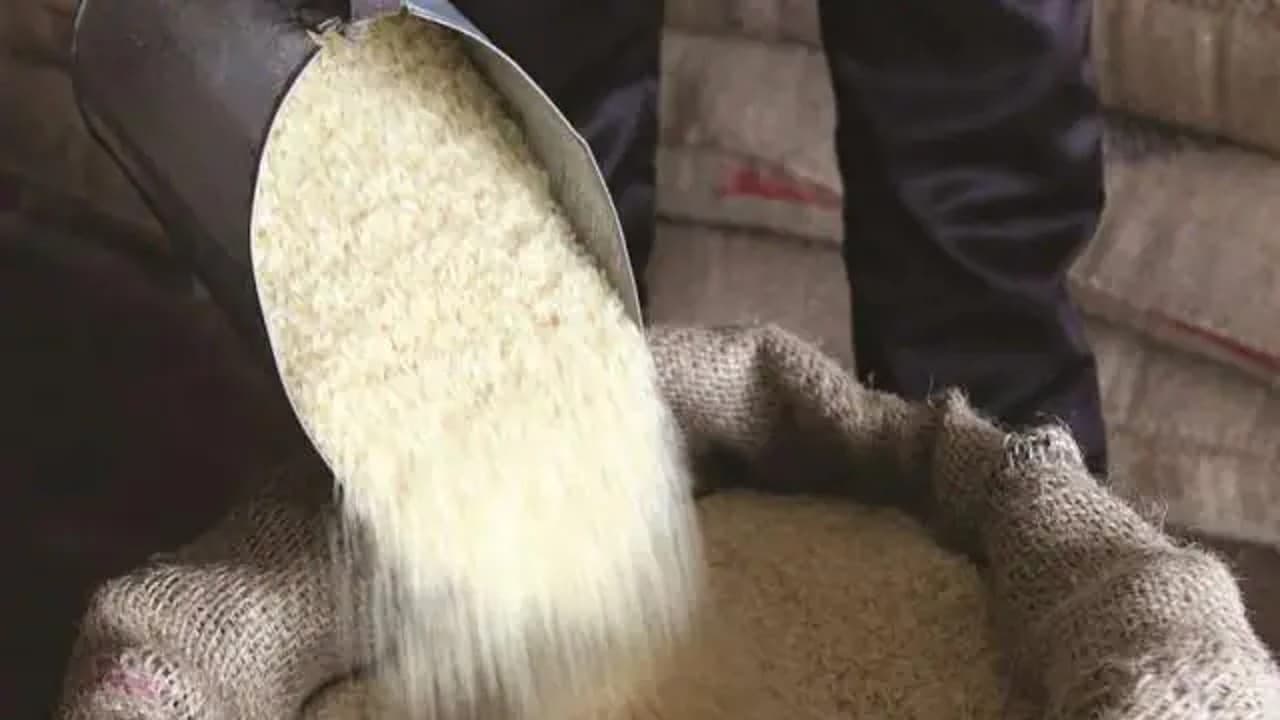 झारखंड अनाज वितरण योजना में भारी गड़बड़ी, आदिम जनजाति को मिलने वाले लाभ को डकार गये दूसरे लोग