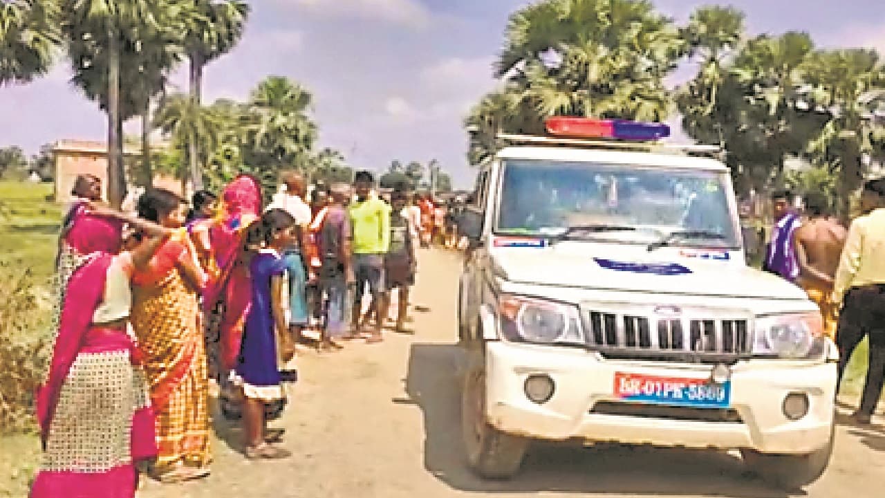 शेखपुरा में जहां दफन की गयी थी बेटी, उसी श्मशान में आरोपित पिता ने फंदे से लटक कर की खुदकुशी