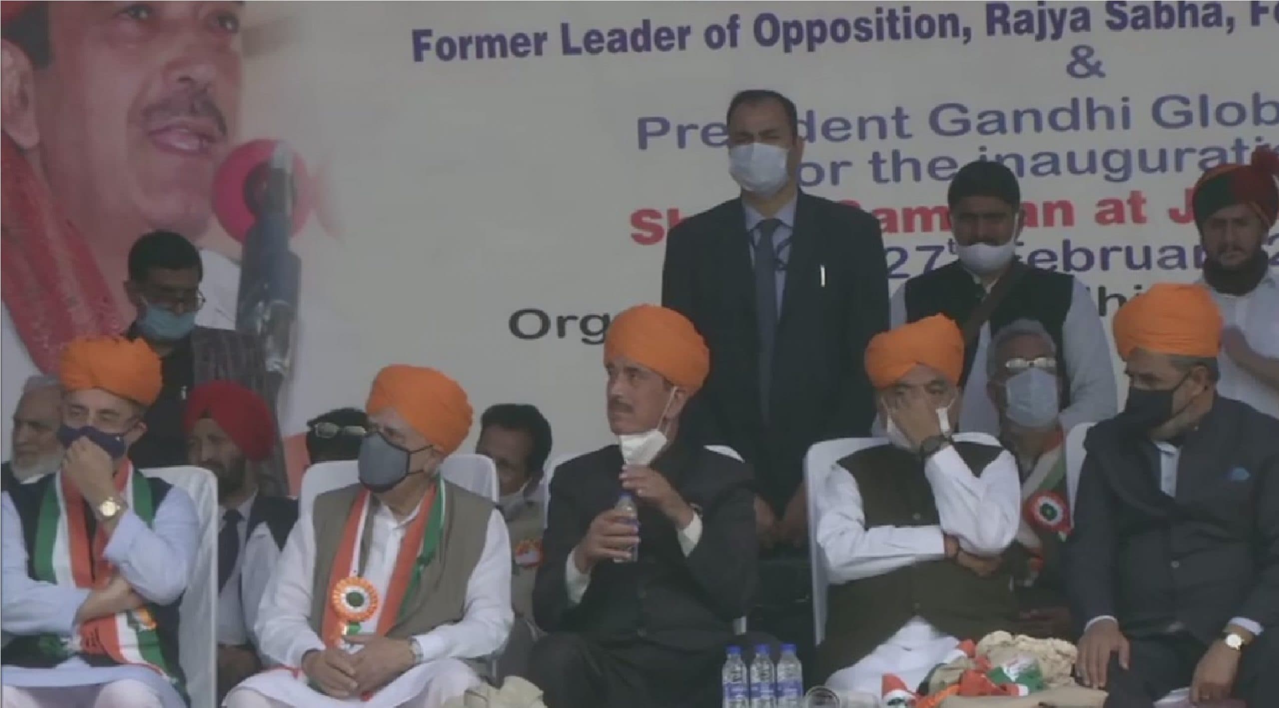 Congress Rebel : सोनिया-राहुल के खिलाफ बगावत ? भगवा पगड़ी में लामबंद हुए सिब्बल-आजाद समेत G-23 के बागी नेता