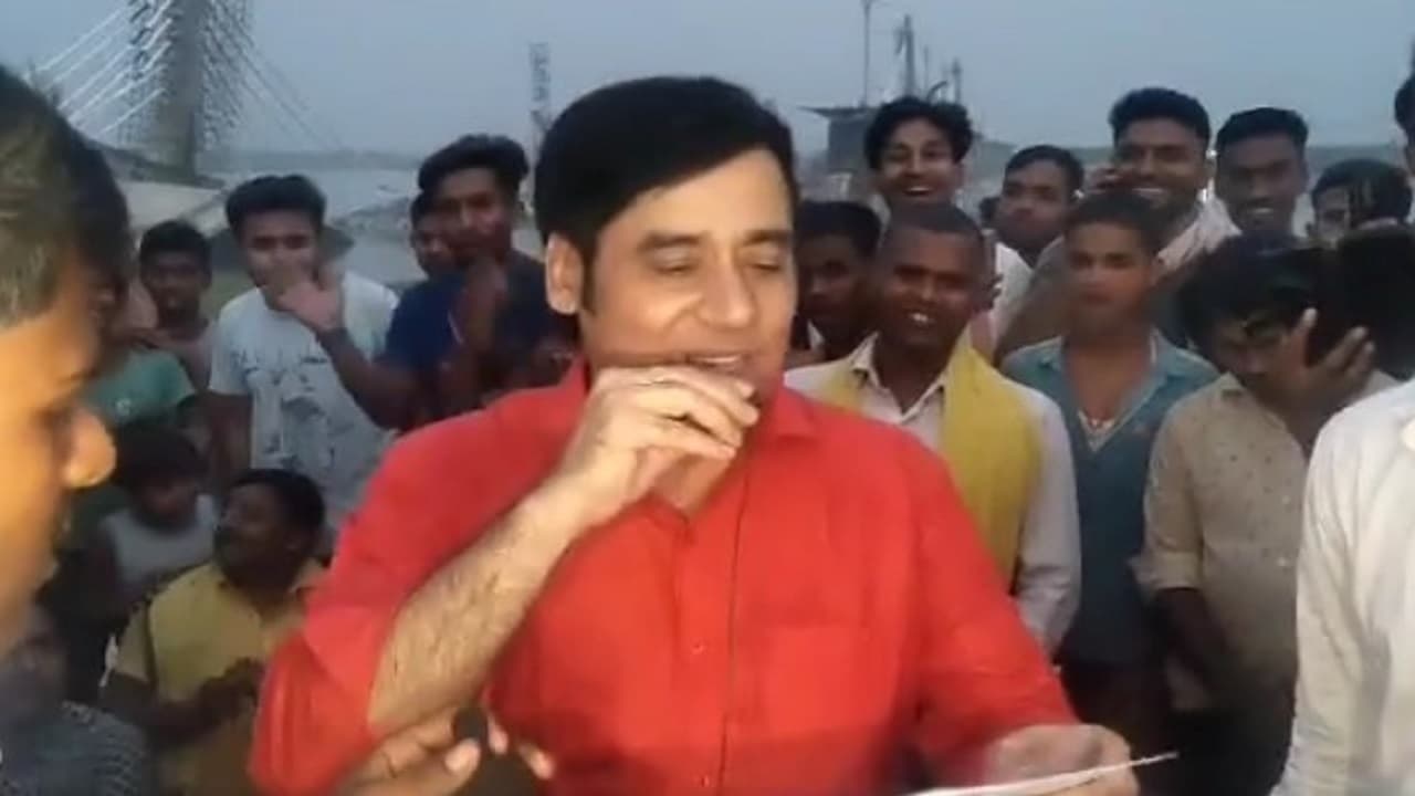 बिहार: 'अगुवानी पुल फेरो गिरल भरभराय', हादसे पर लोक गायक छैला बिहारी का गाना वायरल