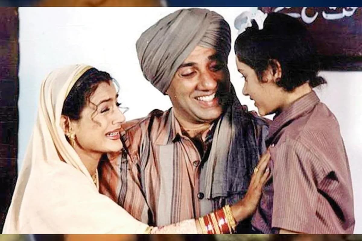 Gadar Box Office Collection: तारा सिंह की फिल्म सिनेमाघरों में मचा रही गदर,जानें चौथे दिन कितनी हुई कमाई