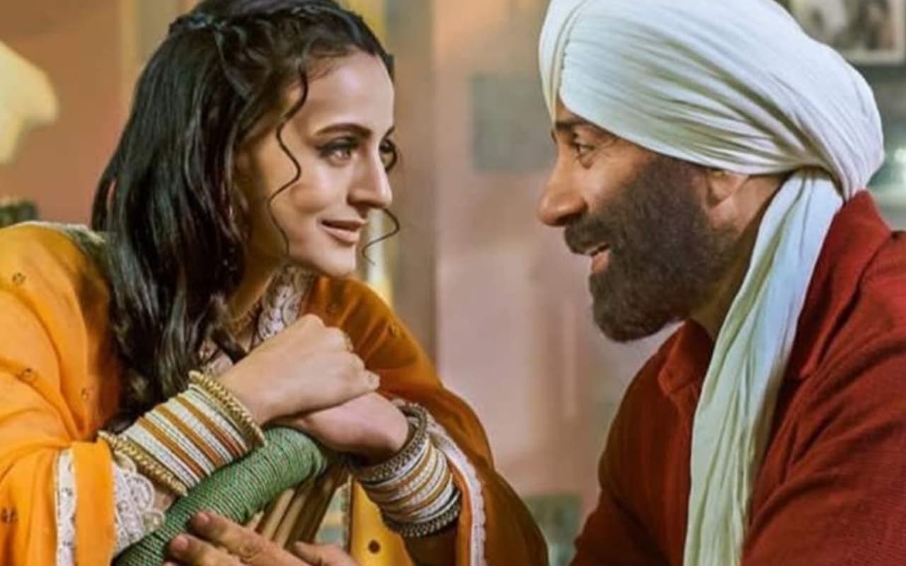 Gadar 3: सनी देओल ने ‘गदर 3’ में काम करने को लेकर तोड़ी चुप्पी, कहा- गदर के रिलीज होने के बाद से…