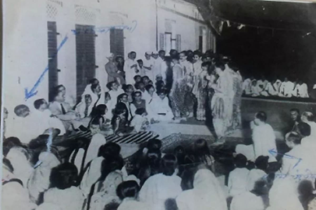 झारखंड : गांधी जी छऊ नृत्य के थे बड़े प्रशंसक, कहा थी बड़ी बात