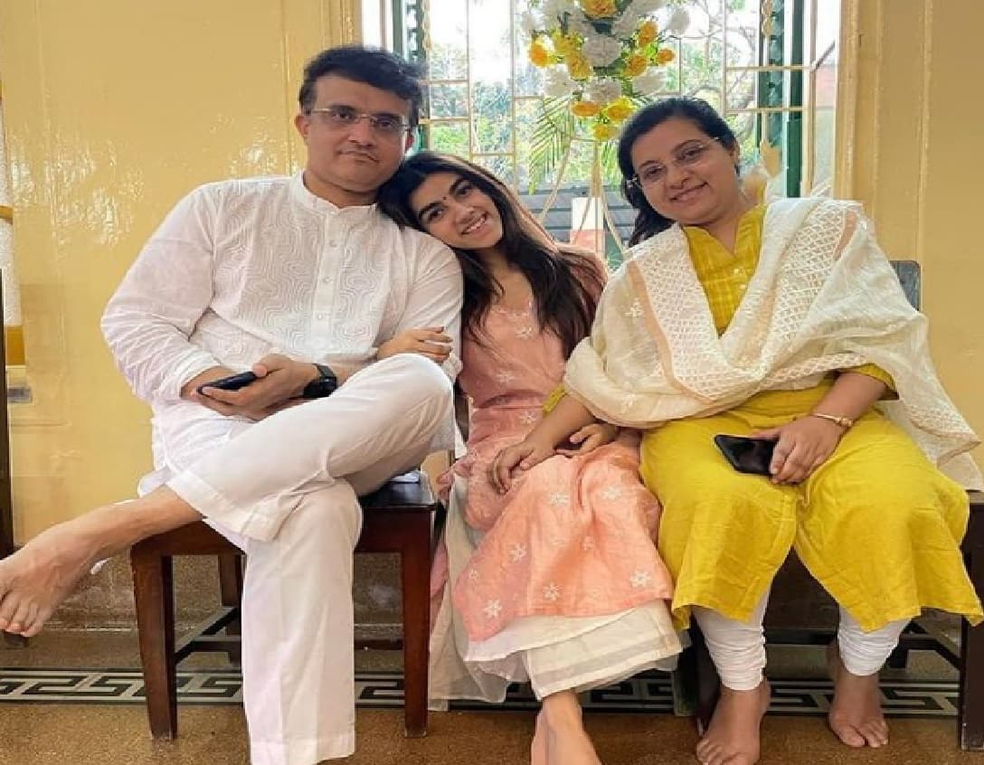 Birthday Special : इस एक्ट्रेस की वजह से गांगुली की शादीशुदा जिंदगी में आया भूचाल, तलाक देना चाहती थी डोना