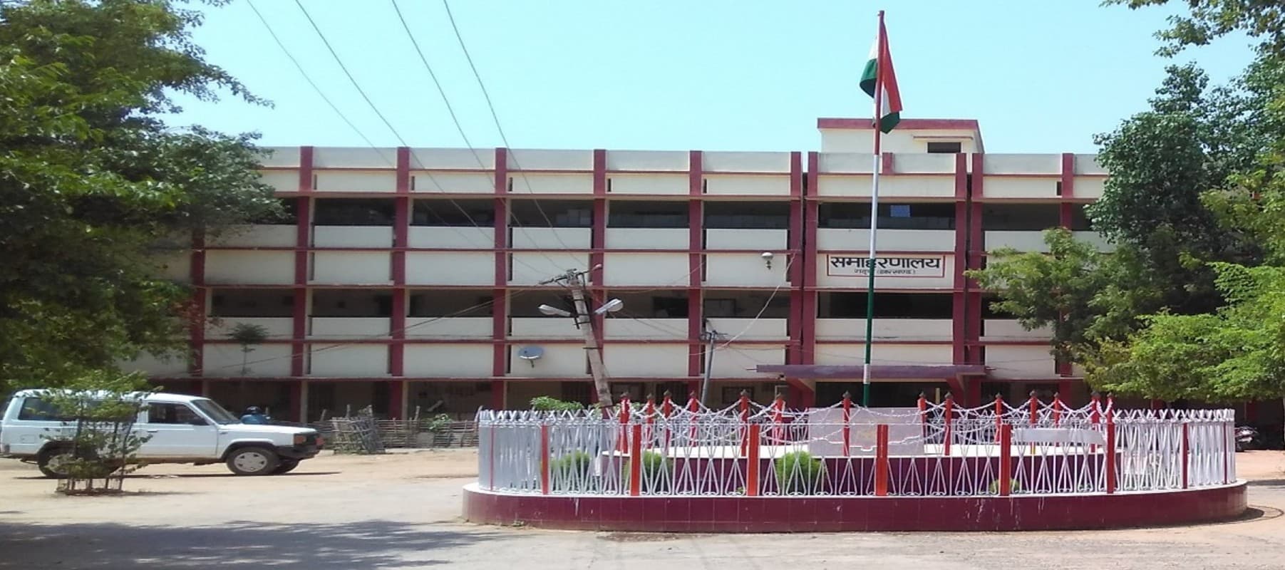 गढ़वा के ट्रांसपोर्टर्स मजदूरों को घर पहुंचाने के लिए नहीं दे रहे बस, होगी बड़ी कार्रवाई