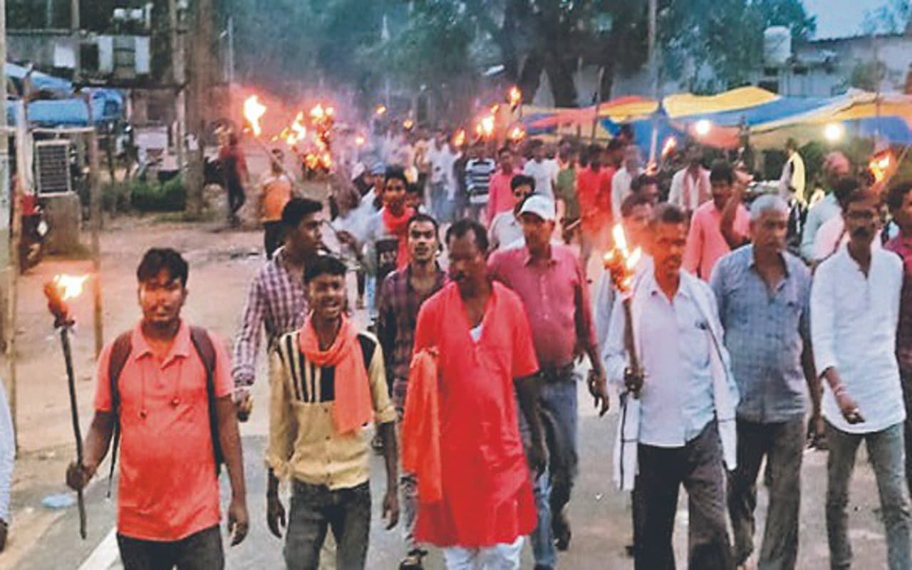 गौ हत्या के आरोपियों की नहीं हुई गिरफ्तारी, विरोध में आज बंद रहेगा गढ़वा का भंडरिया