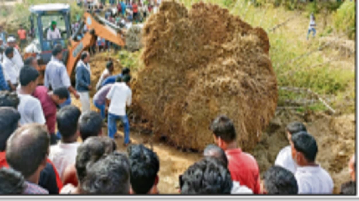 गढ़वा में आंधी तूफान की वजह से 3 लोगों की मौत, मंत्री मिथलेश ठाकुर ने दी सहयोग राशि