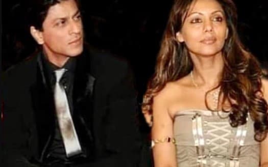 गौरी खान को निहारते रह गये शाहरुख खान, इस तसवीर पर कमेंट करने से खुद को रोक नहीं पा रहे फैंस