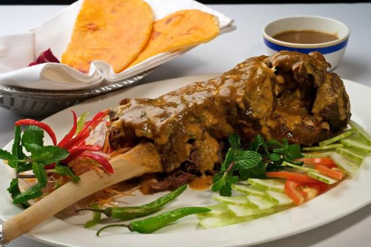 PHOTOS: आज है रविवार, लखनऊ के इन फेमस नॉनवेज डिशों को जरूर करें ट्राई, तस्वीर देखकर मुंह में आ जाएगा पानी