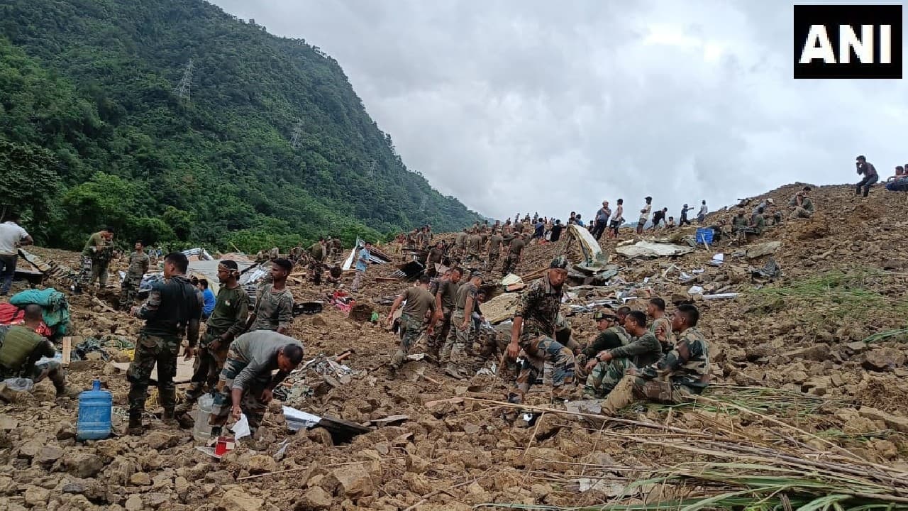 Manipur Landslide: मणिपुर भूस्खलन हादसे में 7 की मौत, पीएम मोदी ने कि स्थिति की समीक्षा