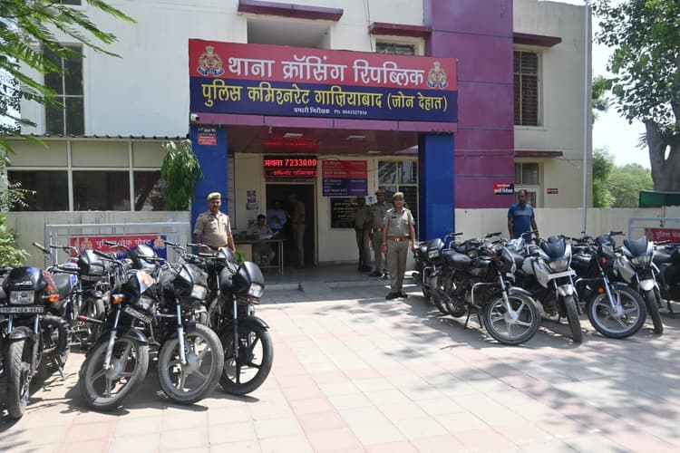 गाजियाबाद: जेवर चोरी के शक में रातभर पिटाई से महिला की मौत, शोर दबाने के लिए किया ये काम, जानें मामला