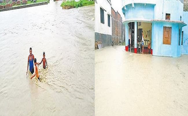 Bihar Flood 2021: बाढ़ के पानी में डूबने लगे चंपारण के कई गांव, निचले इलाकों को किया जा रहा खाली, जलमग्न हुआ बगहा