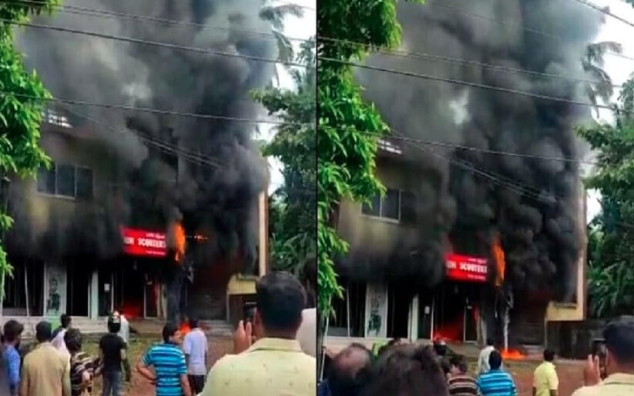 तेलंगाना: सिकंदराबाद में बड़ा हादसा, इलेक्ट्रिक बाइक चार्ज करने के दौरान लगी आग, 8 की मौत