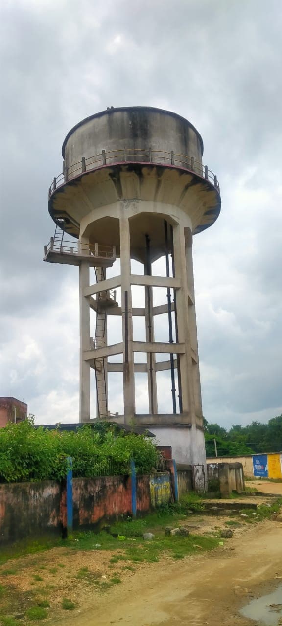 घाघरा प्रखंड में दो वर्षो से पानी बंद, प्रशासन से शिकायत के बावजूद नहीं हुई कार्रवाई