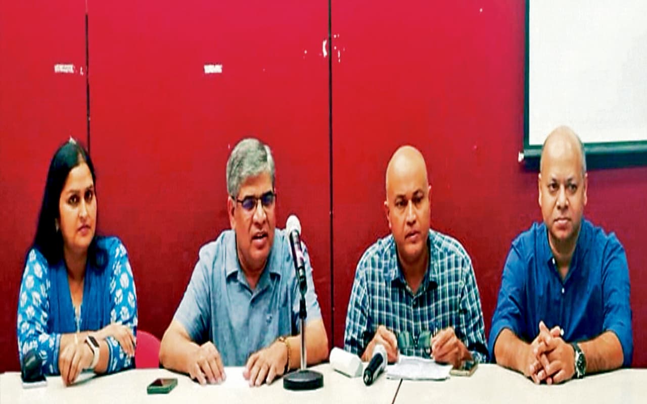 धनबाद IIT-ISM के शिक्षकों ने विकसित की तकनीक, लोड हॉल डंप की क्षमता बढ़ायेगा हाइड्रोलिक स्टीयरिंग सिस्टम धनबाद IIT-ISM के शिक्षकों ने विकसित की तकनीक, लोड हॉल डंप की क्षमता बढ़ायेगा हाइड्रोलिक स्टीयरिंग सिस्टम