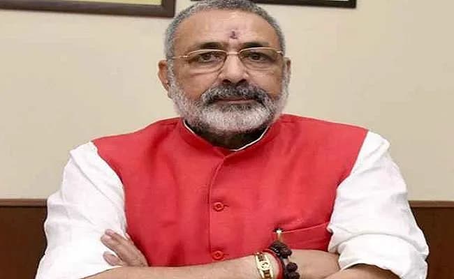 कोरोना से जंग : बिहार में लॉक डाउन, गिरिराज सिंह ने कहा- खुद को बचाए,देश को बचाए