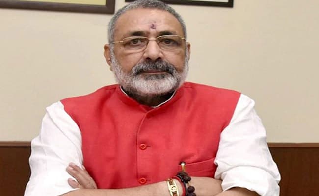 गिरिराज सिंह ने किम जोंग से की ममता बनर्जी की तुलना, राहुल गांधी पर बोले- फसल पहचानने की नहीं क्षमता