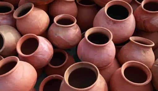 Jharkhand News : फाईलों में ही दबकर रह गयी मिट्टी शिल्पकारों के उत्थान की योजना