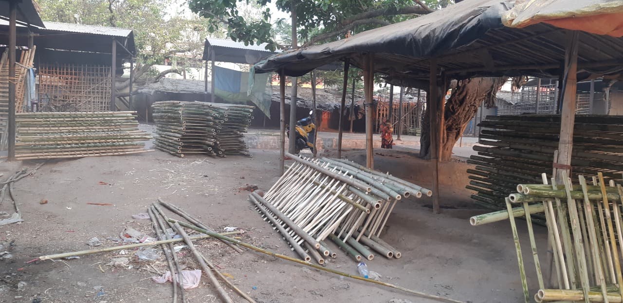 Coronavirus In Jharkhand : झारखंड का एक जिला ऐसा भी, जहां ऑक्सीजन सिलिंडर की व्यवस्था करने की जगह बनवायी जा रही है अर्थी, पढ़िए क्या है पूरा मामला