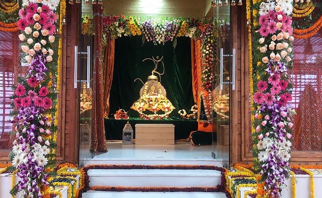 Ram Mandir Bhumi Pujan : अयोध्या में राम मंदिर भूमि पूजन को लेकर मथुरा में रहा हाई अलर्ट, ब्रज में जश्न का माहौल