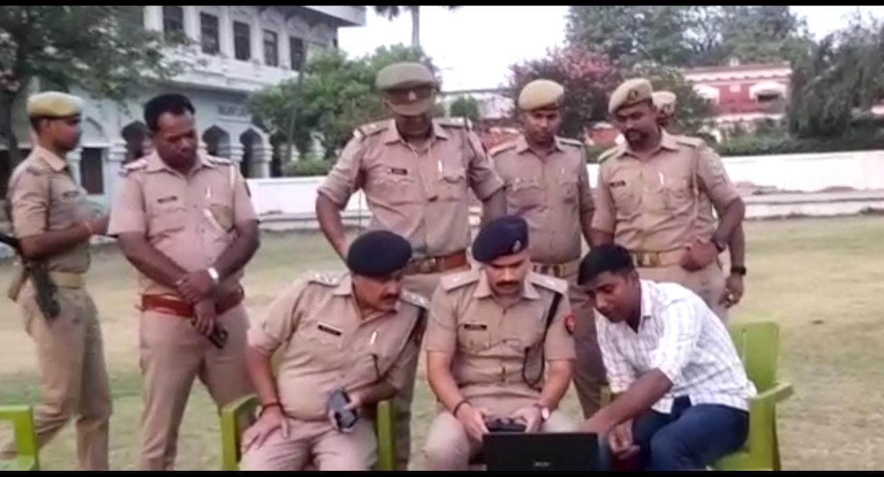 गोरखपुर पुलिस संवेदनशील स्थानों पर ड्रोन से घरों की कर रही निगरानी, चिन्हित किए जा रहे उपद्रवी