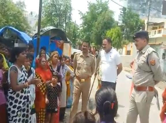 शहद के स्टार्टअप से प्रधानमंत्री के दिल में उतरे गोरखपुर के निमित, आज दो करोड़ सालाना का है टर्नओवर, पढ़ें