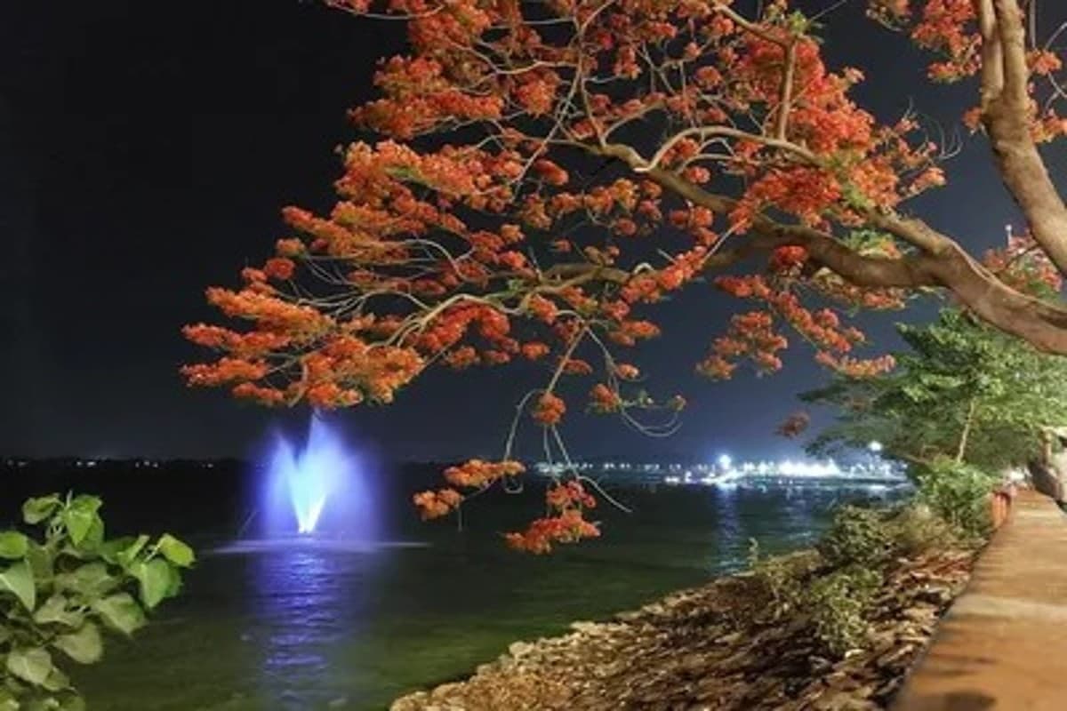 Gorakhpur: गोरखपुर में घूमने के लिए सिर्फ गोरखनाथ मंदिर ही नहीं है, ये भी हैं खूबसूरत जगहें, जरूर जाएं