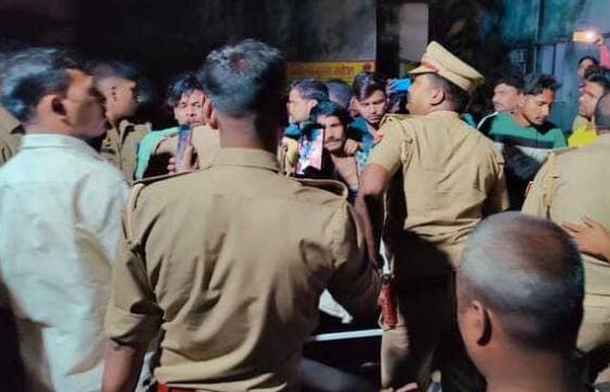 गोरखपुर में वंदे भारत ट्रेन का हुआ जोरदार स्वागत, अगले हफ्ते शुरू होने की उम्मीद, PM मोदी दिखाएंगे हरी झंडी