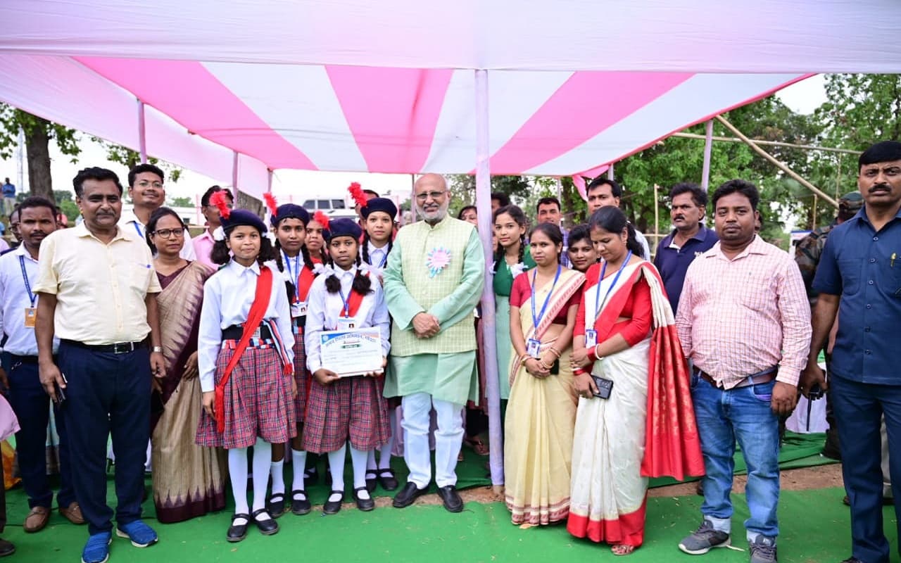 लोक संवाद कार्यक्रम में बोले राज्यपाल सीपी राधाकृष्णन, स्वयं सहायता समूह से बदल रही महिलाओं की जिंदगी