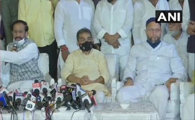 Bihar Chunav 2020 : बिहार में बना 'ग्रैंड डेमोक्रेटिक सेक्युलर फ्रंट', RLSP प्रमुख बने सीएम पद के उम्मीदवार