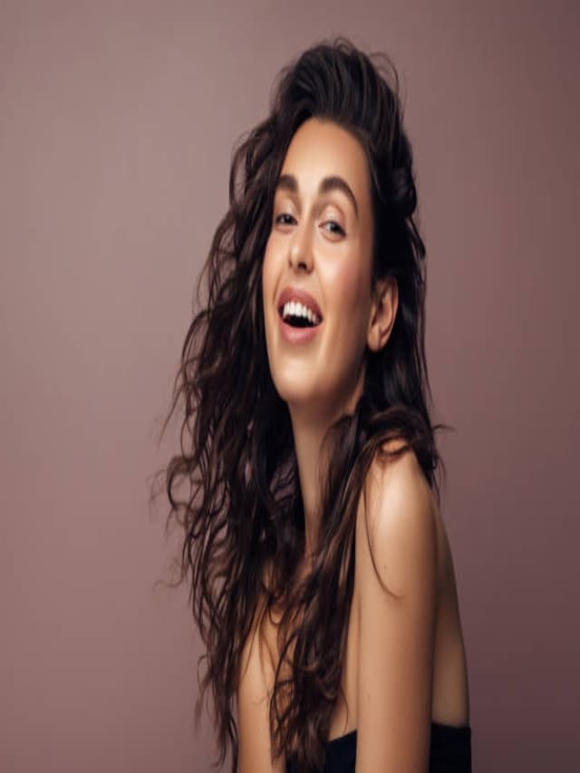 HAIR CARE : बालों की सेहत संवारते हैं सुपरफूड, जड़ों की मजबूती के साथ बढ़ाते हैं शाइन