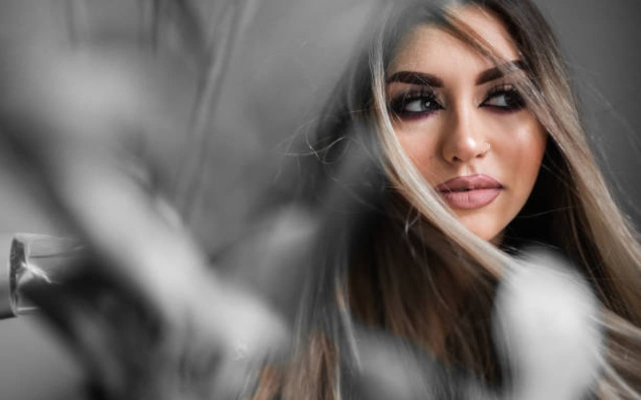 फेस्टिव मौके पर लुक का करें मेकओवर, 
यहां से चुनिये स्टाइलिश हेयरकट