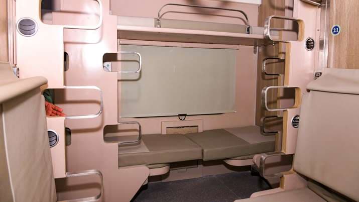 IRCTC/Indian Raiways: कम खर्चे में आप कर सकेंगे एसी कोच में सफर, रेलवे ने तैयार किया AC-3 का नया कोच, मिलेंगी कई सुविधाएं