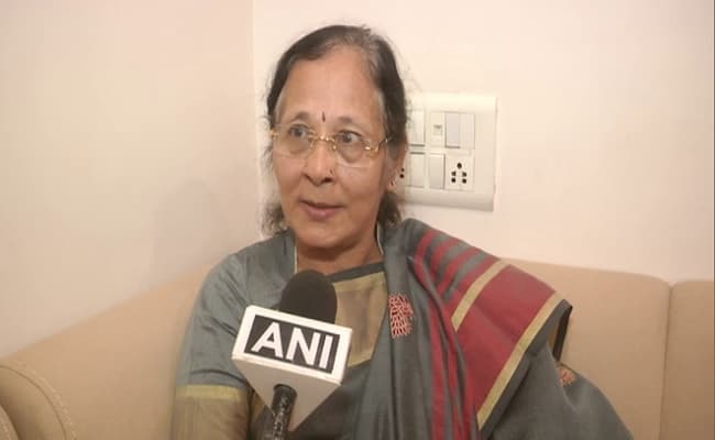 मिसाल : 67 की उम्र में बुजुर्ग महिला ने पूरी की पीएचडी, कम उम्र में शादी हो जाने के कारण छोड़ना पड़ा था कॉलेज