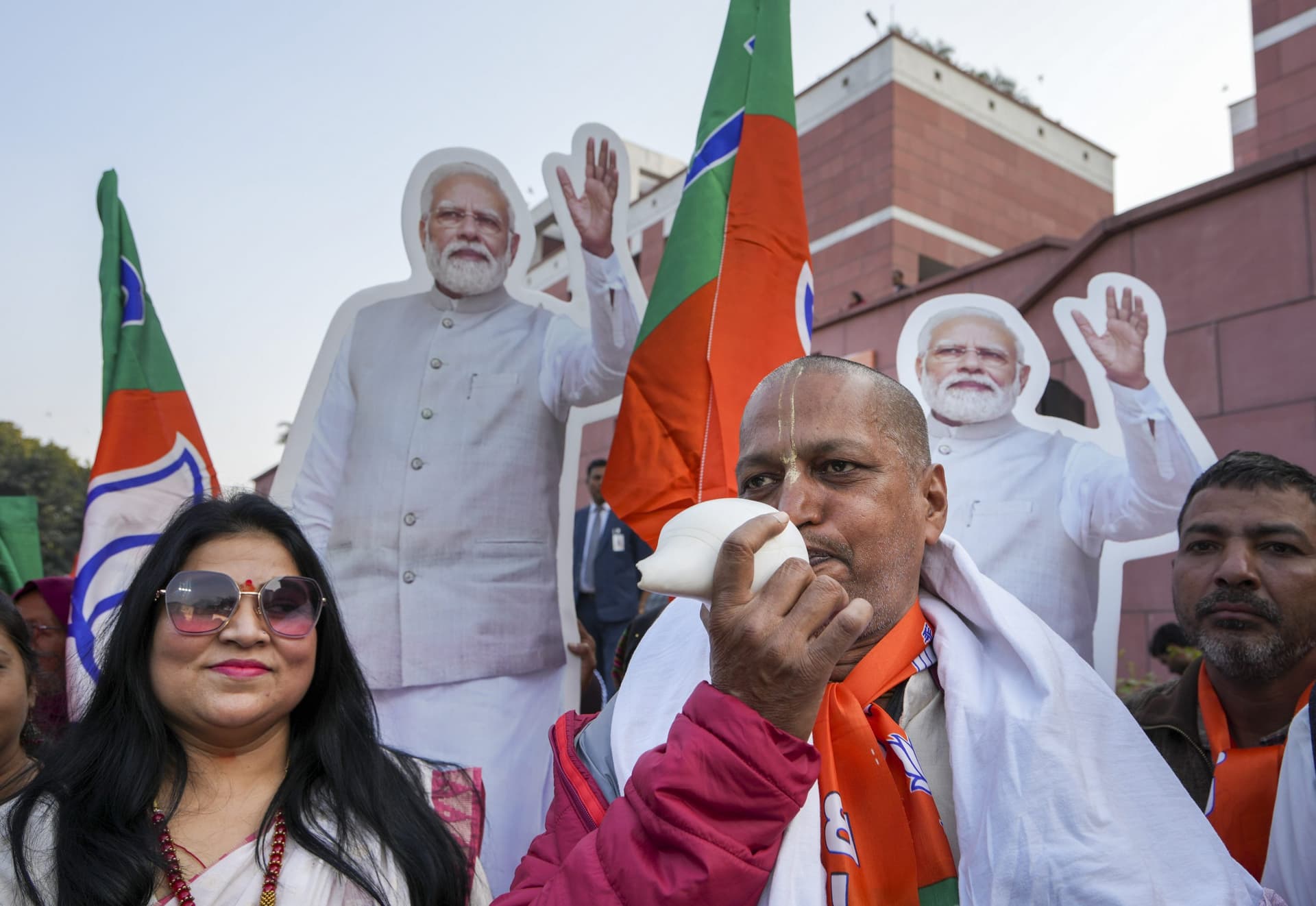 Gujarat Election Result: आदिवासी सीटों पर भाजपा ने लगायी सेंध, ‘आप’ का कांग्रेस को तगड़ा झटका