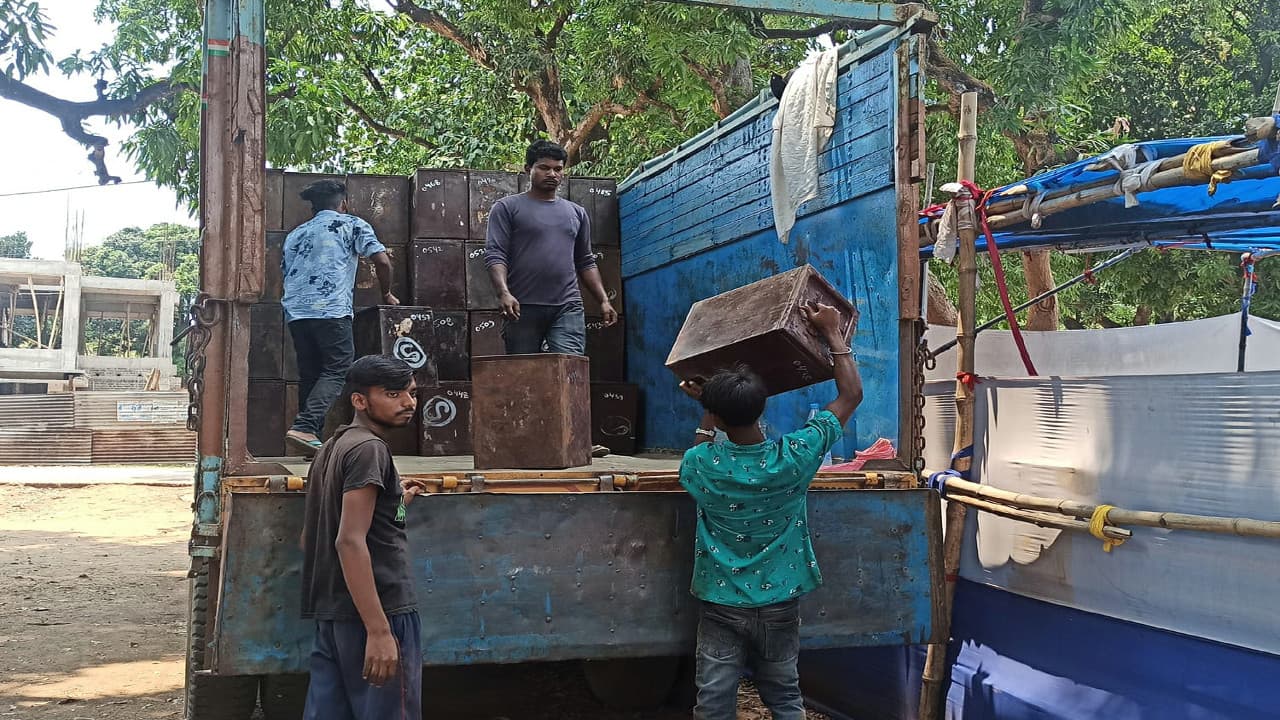 पहले चरण के चुनाव को लेकर बढ़ायी सुरक्षा, गुमला के रायडीह प्रखंड के नक्सल इलाकों पर पुलिस की कड़ी नजर