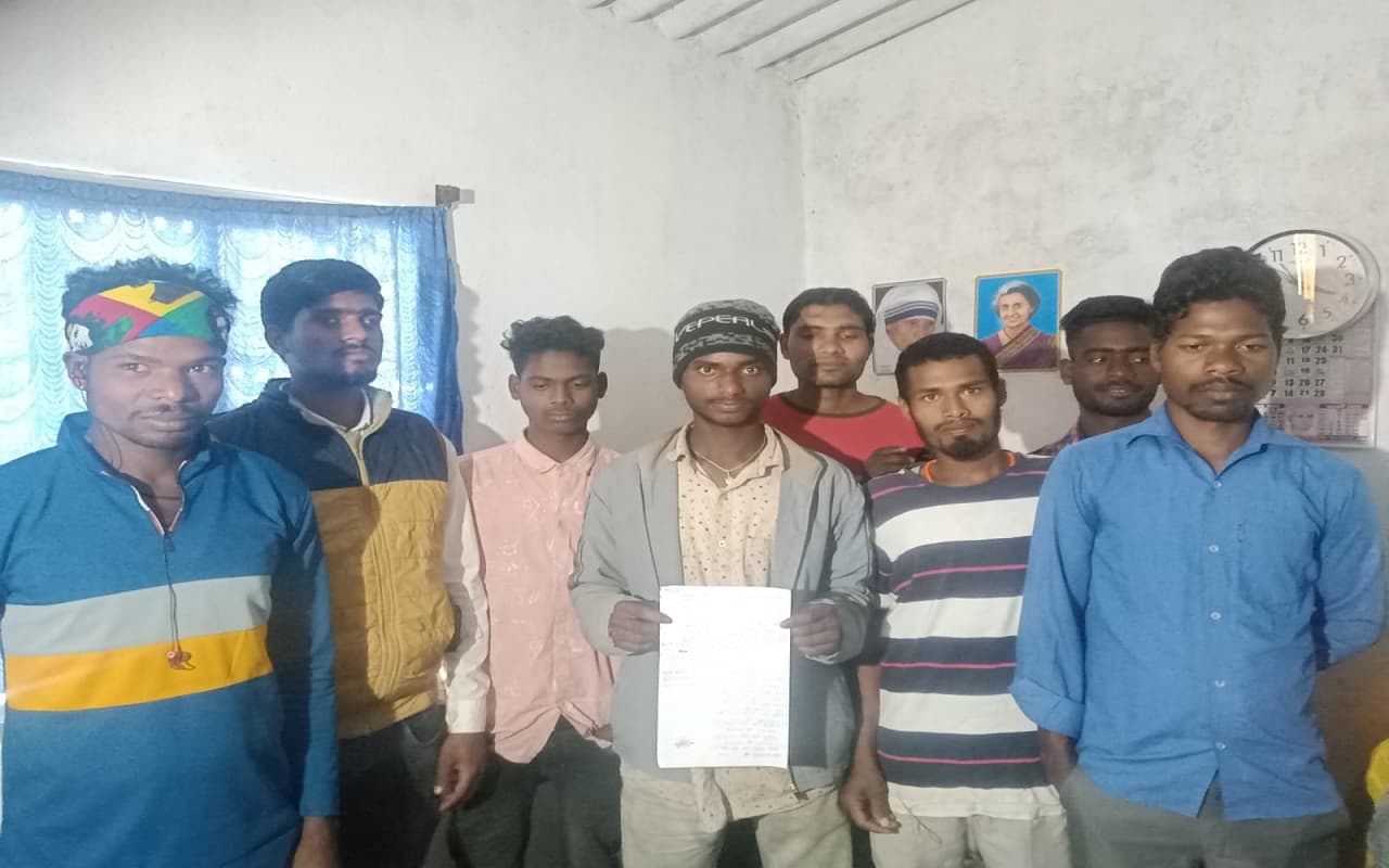 झारखंड के मजदूरों से कराया काम, हैदराबाद की कंपनी नहीं कर रही मजदूरी का भुगतान, मजदूरों ने लगायी मदद की गुहार