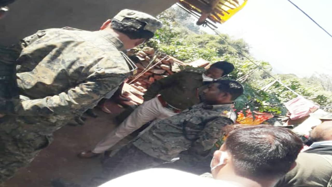 नौवीं कक्षा की छात्रा से गुमला के डुमरी में 6 युवकों ने किया सामूहिक दुष्कर्म, 5 आरोपी गिरफ्तार