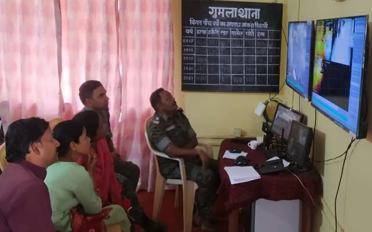 पूर्व मुखिया हत्याकांड में नया मोड़, चैनपुर थाना के एक ASI के खिलाफ दुष्कर्म और हत्या का केस दर्ज