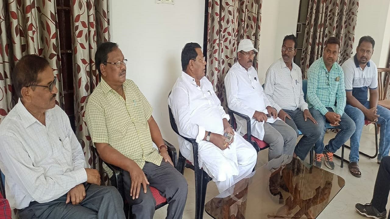 झारखंड में बिजली संकट व ब्यूरोक्रेसी पर क्या बोले वित्त मंत्री रामेश्वर उरांव, निशाने पर रही केंद्र सरकार झारखंड में बिजली संकट व ब्यूरोक्रेसी पर क्या बोले वित्त मंत्री रामेश्वर उरांव, निशाने पर रही केंद्र सरकार