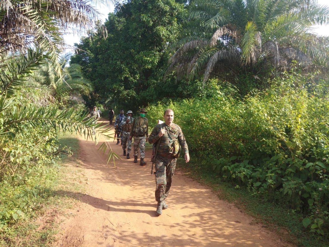 झारखंड में PLFI सुप्रीमो दिनेश गोप के दस्ते से पुलिस की मुठभेड़, अंधाधुंध फायरिंग, भाग निकले नक्सली