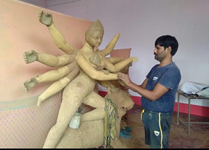 Durga Puja 2020 : कोरोना का असर, दुर्गा पूजा की रौनक रहेगी फीकी, बंगाल से नहीं आयेंगे ढाक बजानेवाले