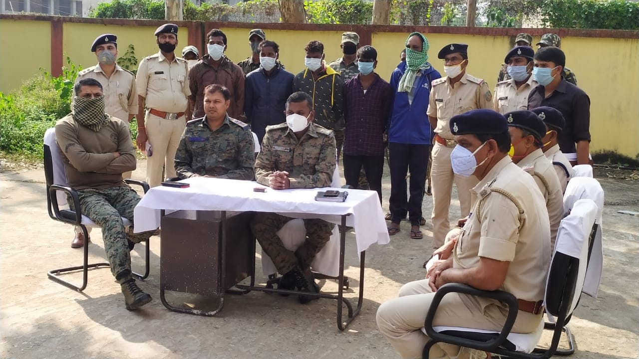 Double Murder Case : झारखंड में दो युवकों की हत्या मामले में पांच आरोपी गिरफ्तार, सीएम हेमंत सोरेन ने दिया था कार्रवाई का आदेश