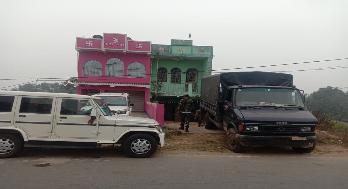 Jharkhand News : झारखंड में अवैध मिनी गन फैक्ट्री का खुलासा, हथियार के साथ दो अरेस्ट, बिहार से ये है कनेक्शन