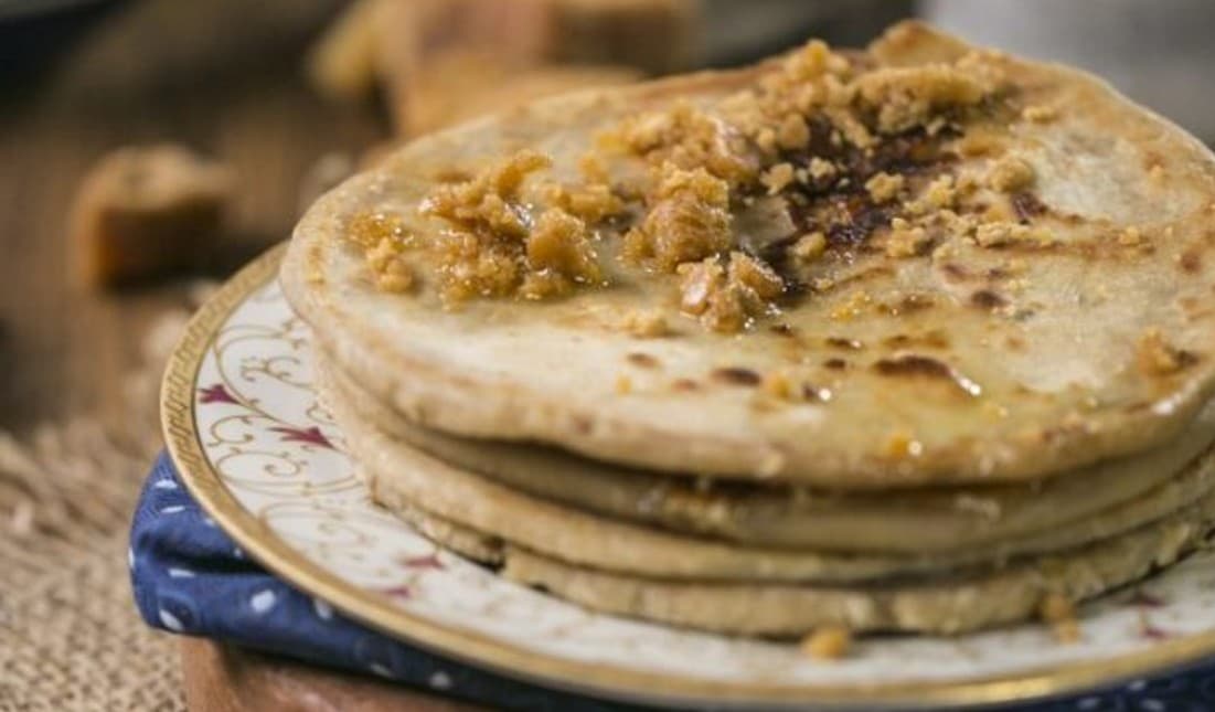 ठंड के मौसम में गुड़ खाने के हैं कई फायदे, एक्सपर्ट से जानें गुड़ पराठा बनाने का आसान तरीका