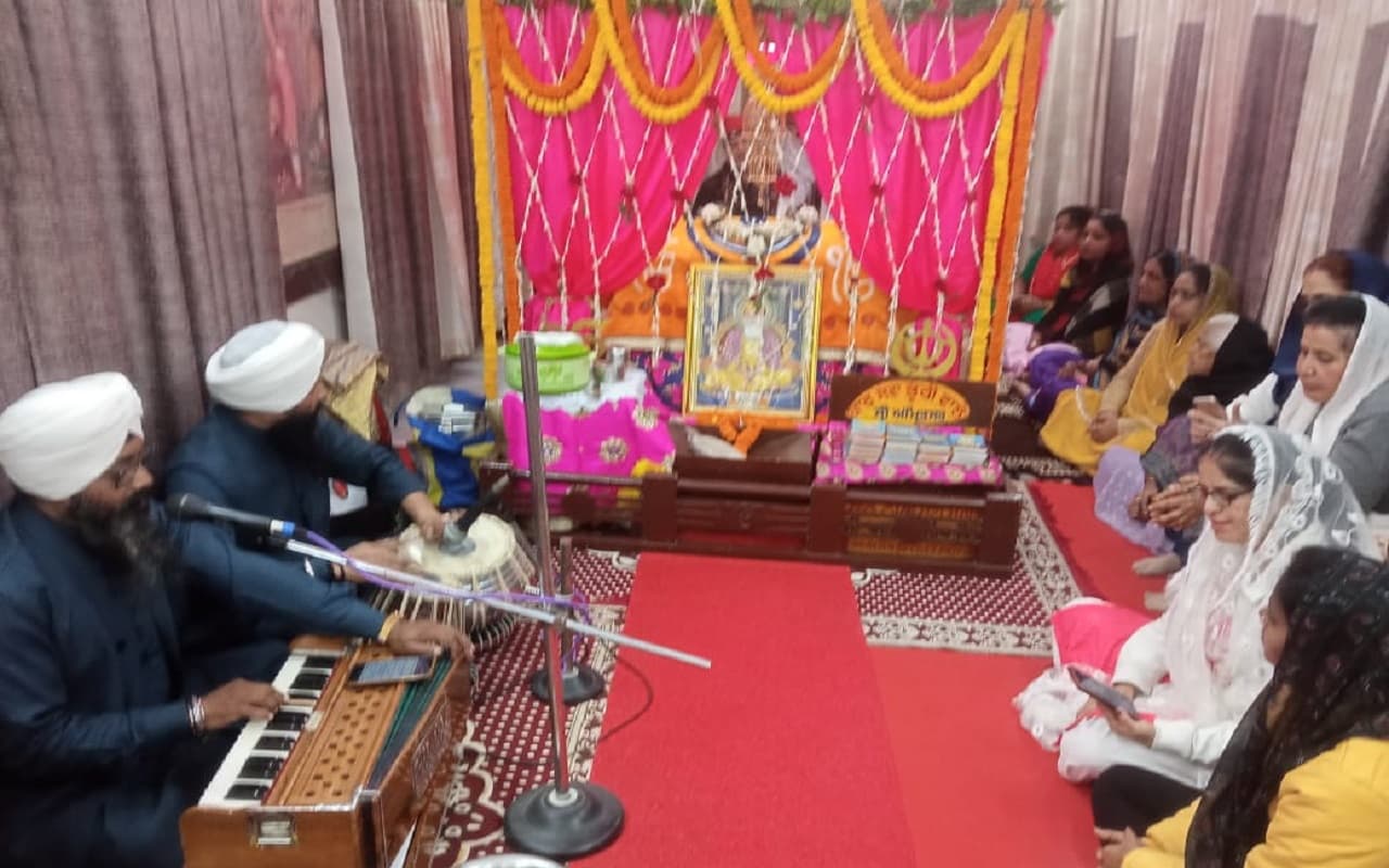 श्री गुरु तेग बहादुर जी के 347वें शहीदी गुरुपर्व पर सजा विशेष दीवान, शबद गायन से निहाल हुए साध संगत
