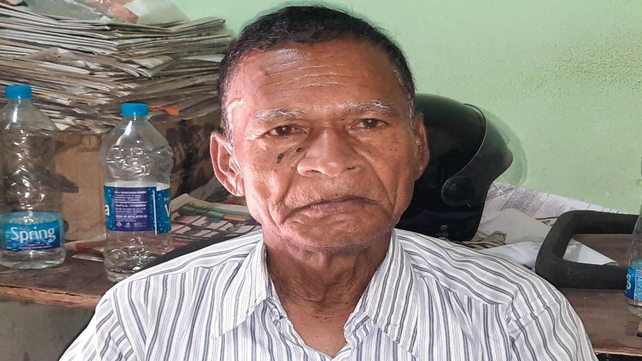 गांव की सरकार : साइकिल से प्रचार-प्रसार कर मुखिया बने थे गुरुपद महतो, सरायकेला के छोटादावना का जानिए हाल